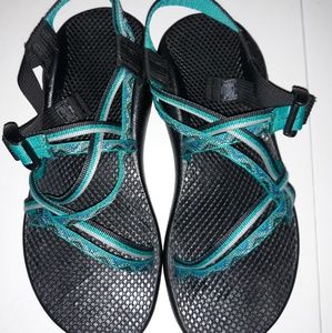Chacos size 9